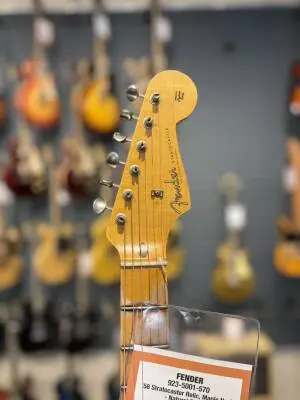 Store Special Product - Fender Custom Shop FCS \