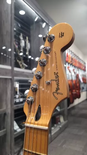 Store Special Product - Fender Player II Strat - 014-0512-561
