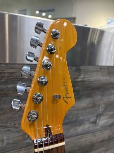 Store Special Product - Fender American Ultra Strat - Arctic Pearl