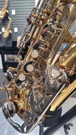 Store Special Product - Yamaha Alto Sax - YAS26