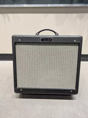 Store Special Product - Fender - 223-0500-000