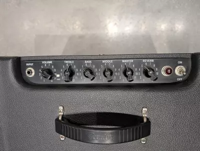 Store Special Product - Fender - 223-0500-000