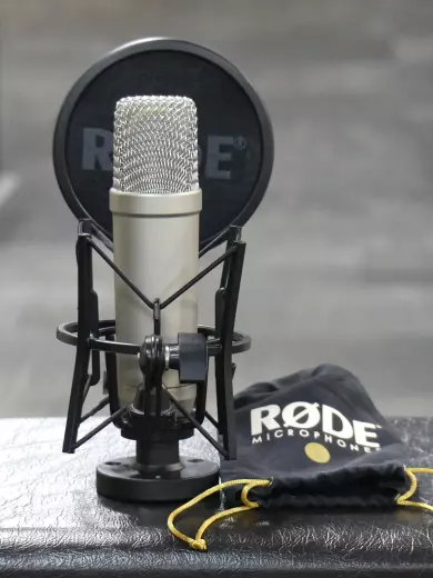 Store Special Product - RODE - Microphone NT1-A et accessoires