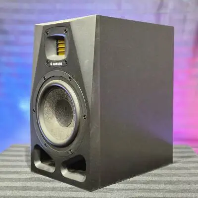 Store Special Product - ADAM Audio - Enceinte active A7V à deux voies (simple)