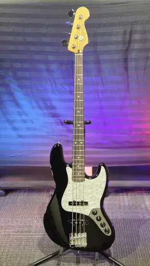Store Special Product - Fender - Jazz Bass Player II Modified active à touche en palissandre (fini « crépuscule »)