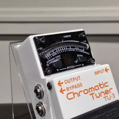 Store Special Product - BOSS - Accordeur chromatique