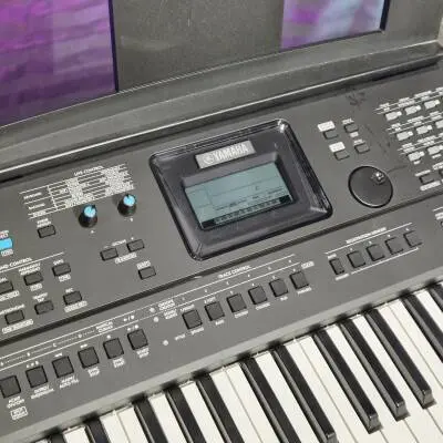 Store Special Product - Yamaha - Clavier portable PSR-E473 à 61 notes