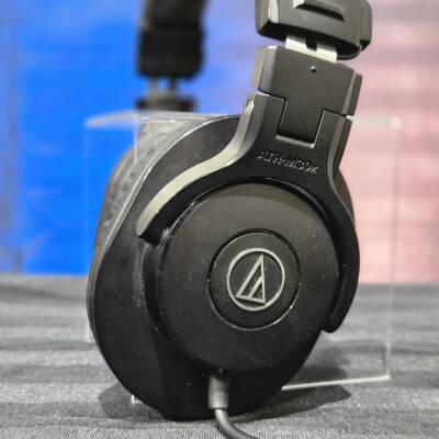 Store Special Product - Audio-Technica - ATH-M30X Closed Back Studio Headphones