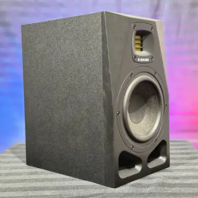 Store Special Product - ADAM Audio - Enceinte active A7V à deux voies (simple)