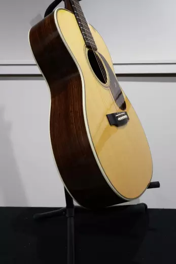 Store Special Product - Martin Guitars - Eric Clapton - Série signature -Épinette/palissandre, avec étui