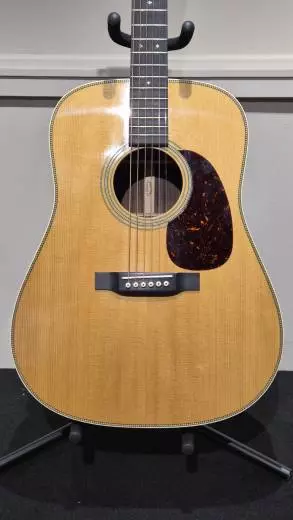 Store Special Product - Martin Guitars - Guitare acoustique dreadnought HD-28