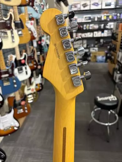 Store Special Product - Fender - American Pro II Stratocaster