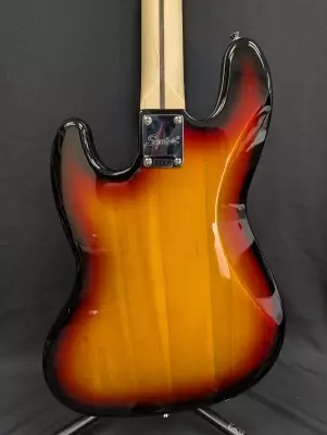 Store Special Product - Squier - Affinity Jazz Bass - 3-Tone Sunburst