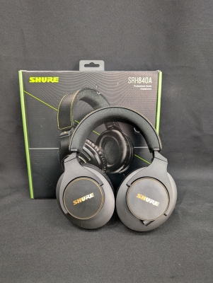Store Special Product - Shure - SRH840A