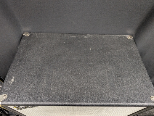 Store Special Product - Fender - Bassman 115 Neo Cab