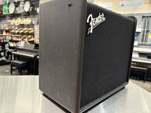 Store Special Product - Fender - Mustang LT25