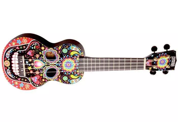 Soprano Ukulele - Skull Art Black