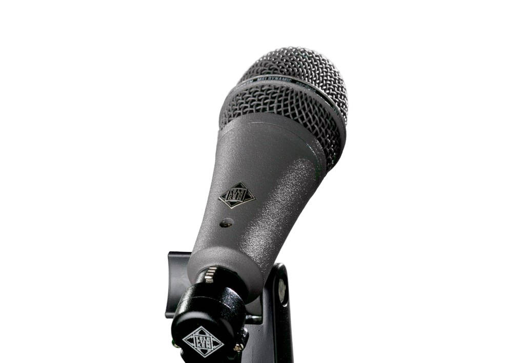M81-SH Short Dynamic Microphone w/Angled Cable