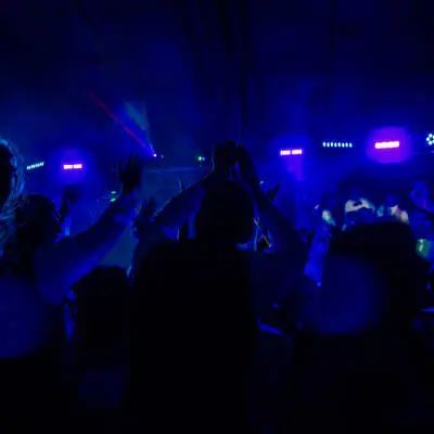 UV LED BAR20 IR - 20 x 1-Watt LED Bar with IR Remote