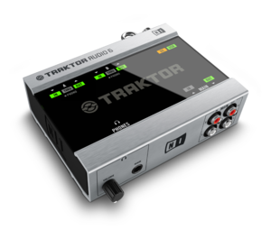 DJ機材 native instruments TRAKTOR AUDIO 6 Native Instruments 6 I/O DJ Audio Interface | Long & McQuade