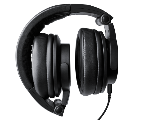 MC-150 Professional Closed-back Headphones