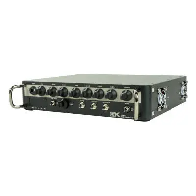 800 Watt Ultralight Bass Head