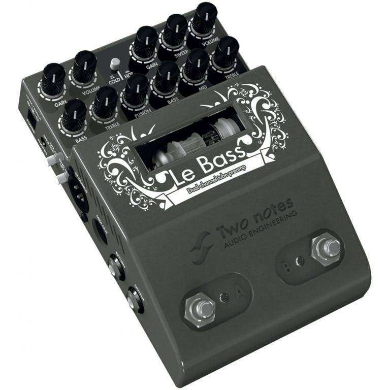 Le Bass Preamp Pedal