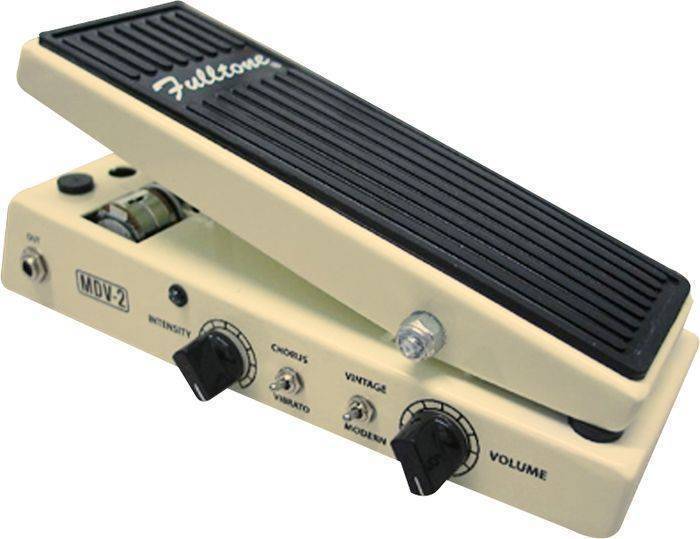 Fulltone Custom Effects Mini Deja Vibe 2 | Long & McQuade Fulltone Custom Effects Mini Deja Vibe 2 | Long & McQuade