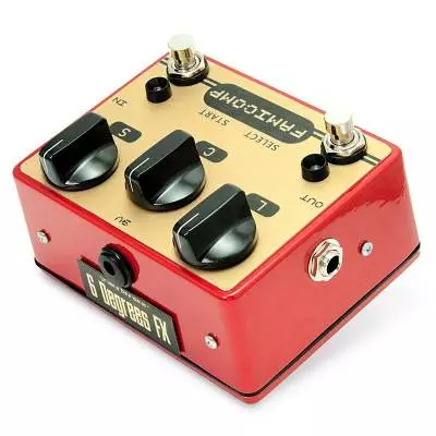 P�dale compresseur FamiComp et Fuzz 8 bits