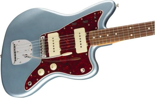 Vintera 60s Jazzmaster, Pau Ferro Fingerboard w/Gigbag - Ice Blue Metallic