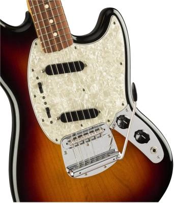 Vintera 60s Mustang, Pau Ferro Fingerboard w/Gigbag - 3-Tone Sunburst