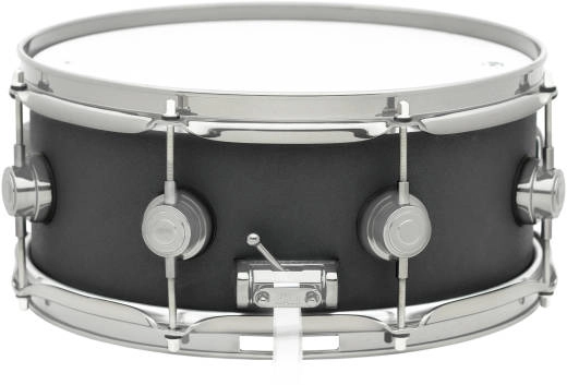 5.5x14\'\' Collector\'s Series Cast Aluminum Snare with Black Powder Finish and Satin Chrome Hardware