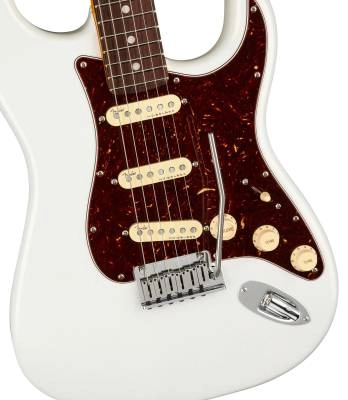 American Ultra Stratocaster, Rosewood Fingerboard - Arctic Pearl