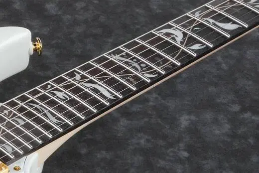 PIA3761 Steve Vai Signature PIA - Stallion White