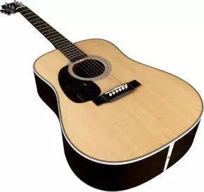 HD-28 Herringbone Dreadnought Acoustic Guitar w/ Case - Left