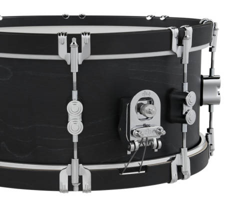 Concept Maple Classic Snare Drum 6.5x14\'\' - Ebony with Ebony Hoops