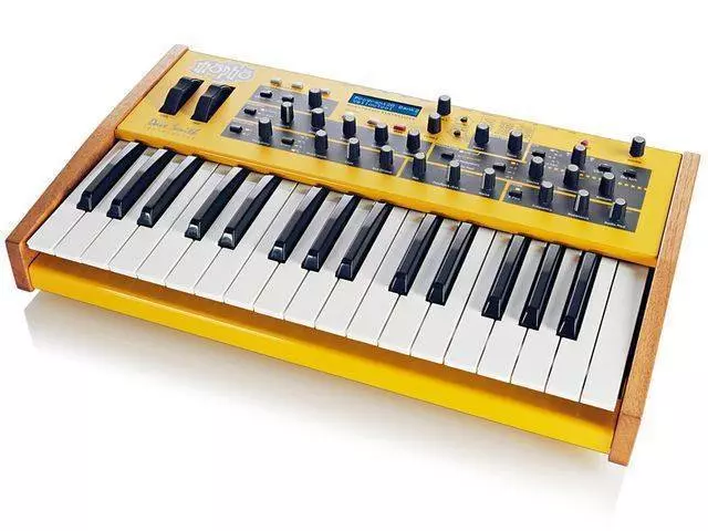 Mopho Synthesizer Keyboard