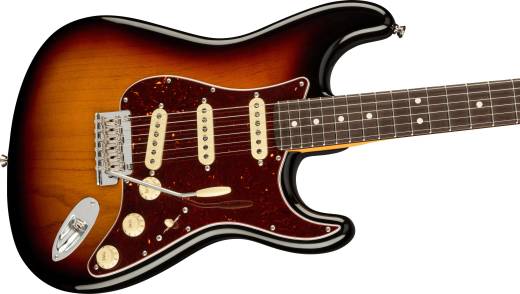 American Professional II Stratocaster, Rosewood Fingerboard - 3-Colour Sunburst