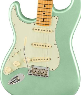 American Professional II Stratocaster Left-Hand, Maple Fingerboard - Mystic Surf Green