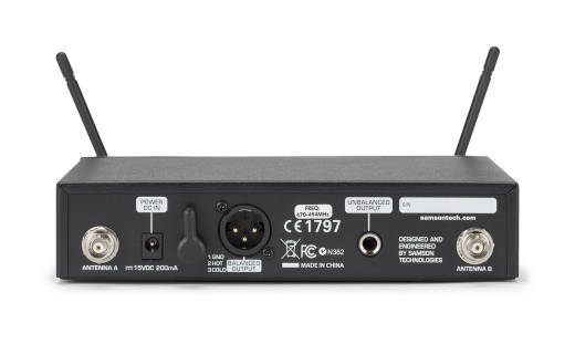 Concert 99 Frequency-Agile UHF Wireless System with SE10 Headset Microphone - K-Band