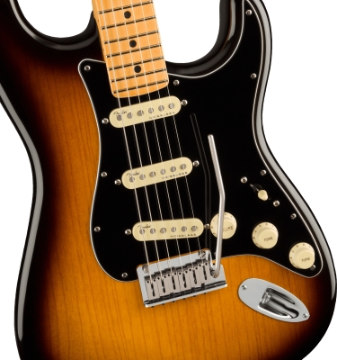 American Ultra Luxe Stratocaster, Maple Fingerboard - 2-Colour Sunburst