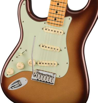 American Ultra Stratocaster Left-Hand, Maple Fingerboard - Mocha Burst