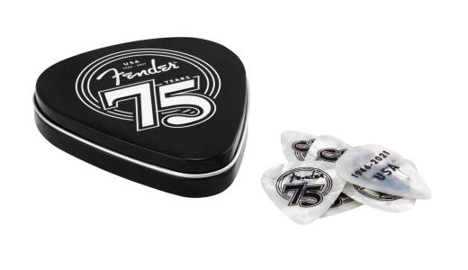 Fender - 75th Anniversary Pick Tin (18)