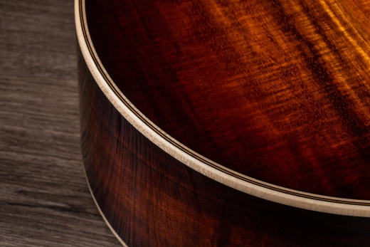 GT K21e Grand Theater Koa Acoustic-Electric with AeroCase