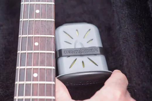 The Humitar - Instrument Case Humidifier