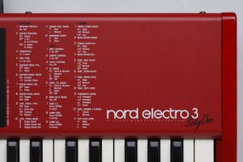Electro 3 (61 Keys)