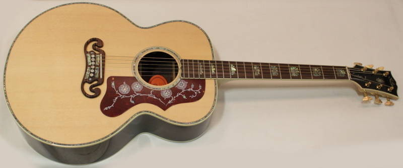 J200 Custom Mystic Rosewood Acoustic Guitar