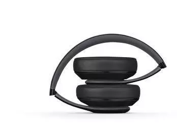Studio 2.0 Over-Ear Headphone - Black