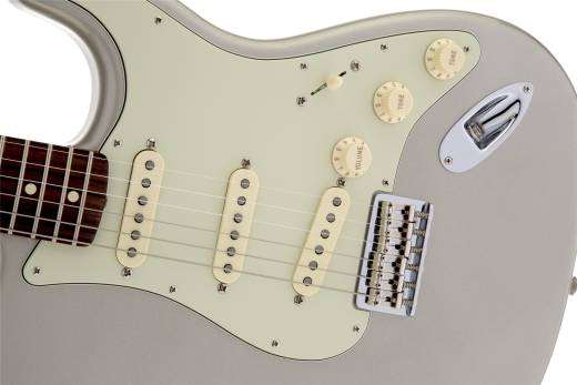 Robert Cray Stratocaster Electric Guitar - Inca Silver