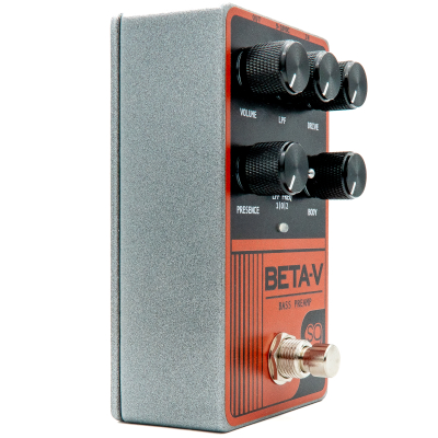 Beta-V Bass Preamp Pedal